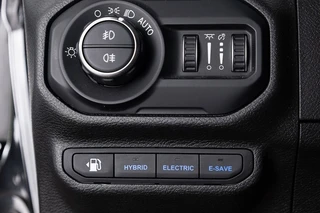 Jeep Wrangler – thumbnail 19