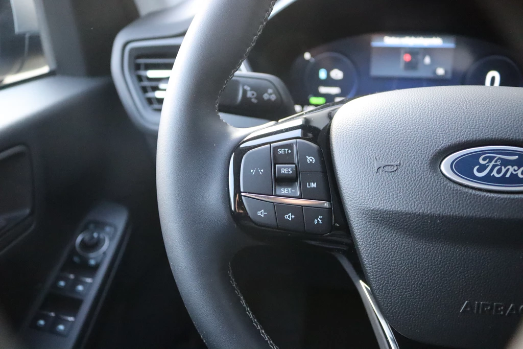 Ford Kuga – foto 18