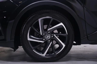 Toyota C-HR – thumbnail 13