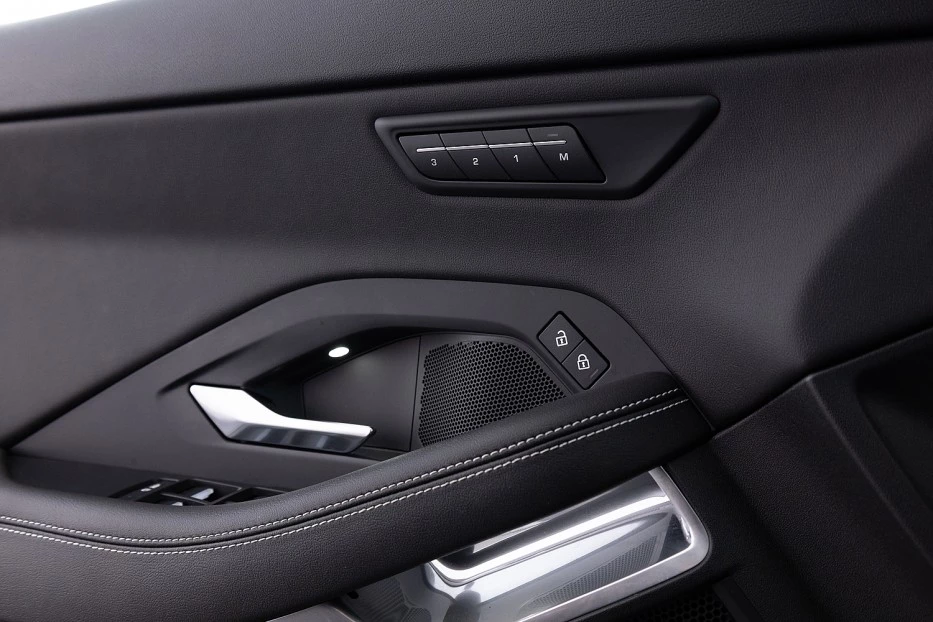 Jaguar E-PACE – foto 29