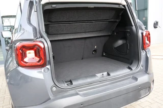 Jeep Renegade – thumbnail 39
