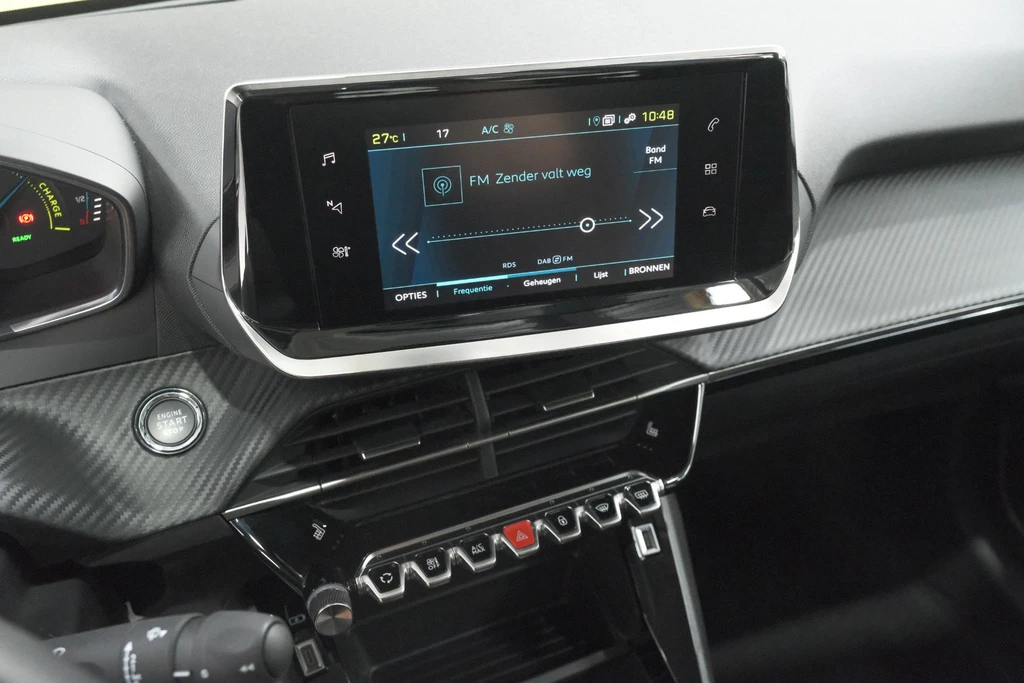Peugeot e-208 – foto 37