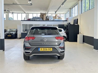 Volkswagen T-Roc – thumbnail 3