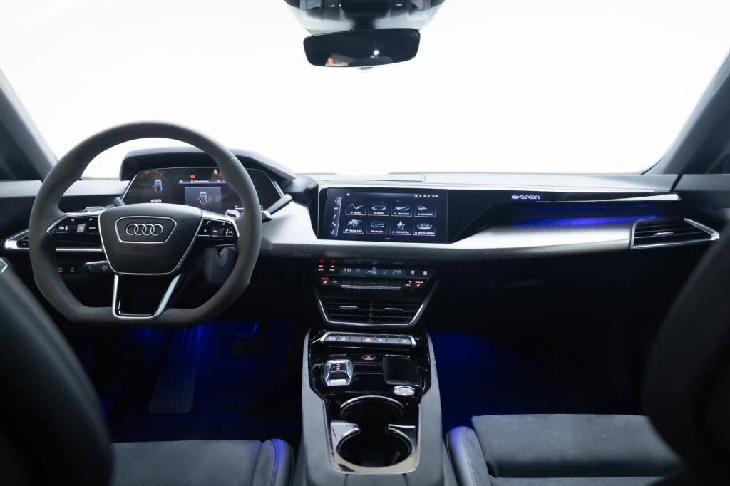 Audi e-tron GT – foto 10