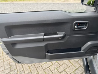 Suzuki Jimny – thumbnail 21