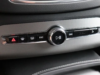 Volvo XC90 – thumbnail 42