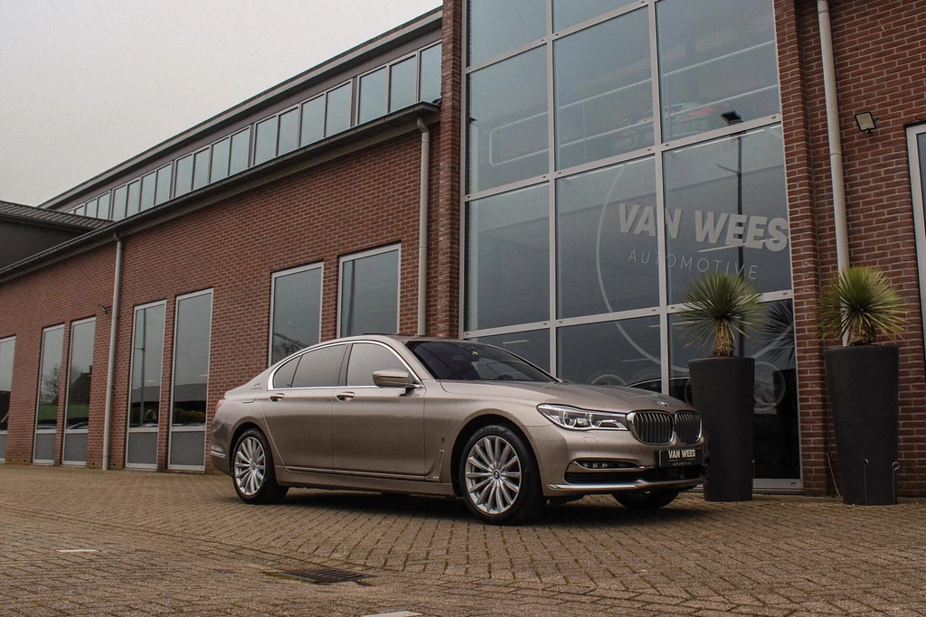 BMW 7 Serie – foto 9