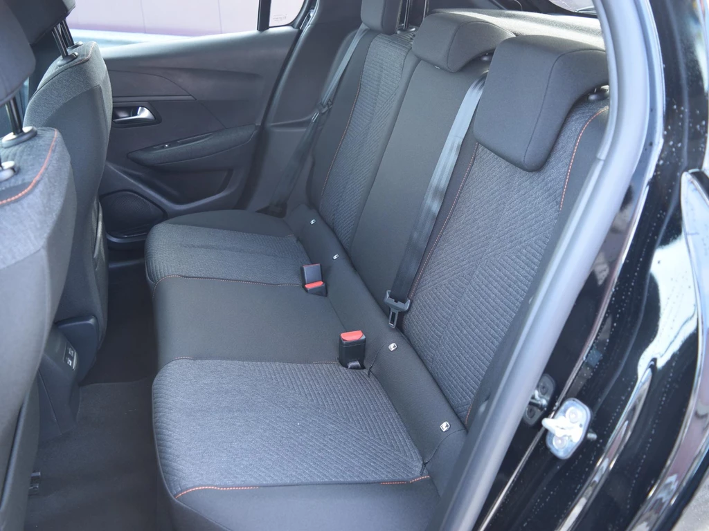 Peugeot 208 – foto 17