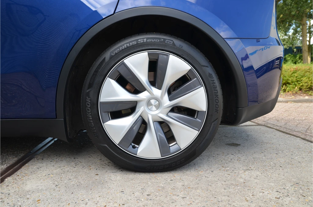 Tesla Model Y – foto 36