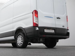 Ford E-Transit – thumbnail 10