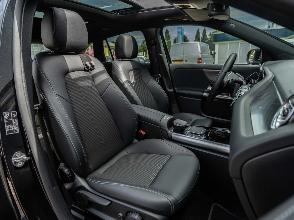 Mercedes-Benz EQA – foto 42