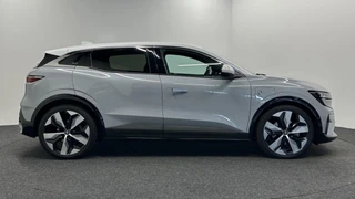Renault Megane E-Tech – thumbnail 6