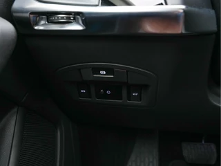 Jaguar I-PACE – thumbnail 19