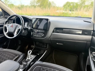 Mitsubishi Outlander – thumbnail 14