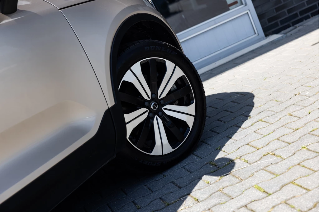 Volvo XC40 – foto 17