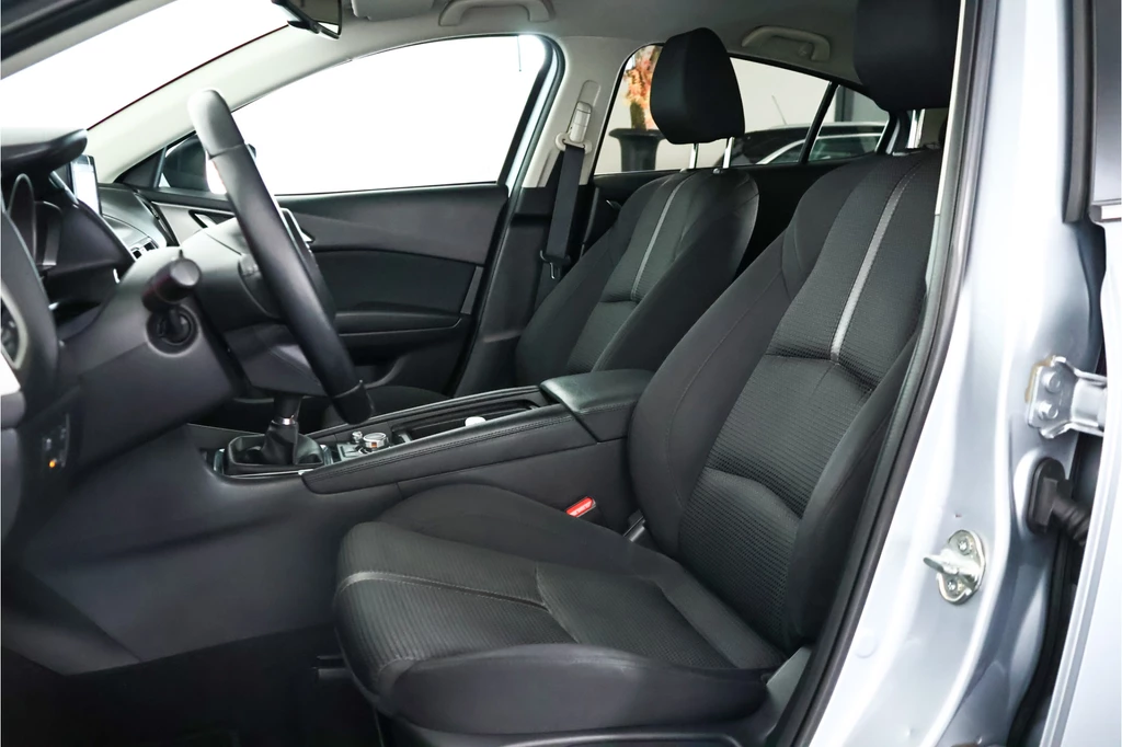 Mazda 3 – foto 9