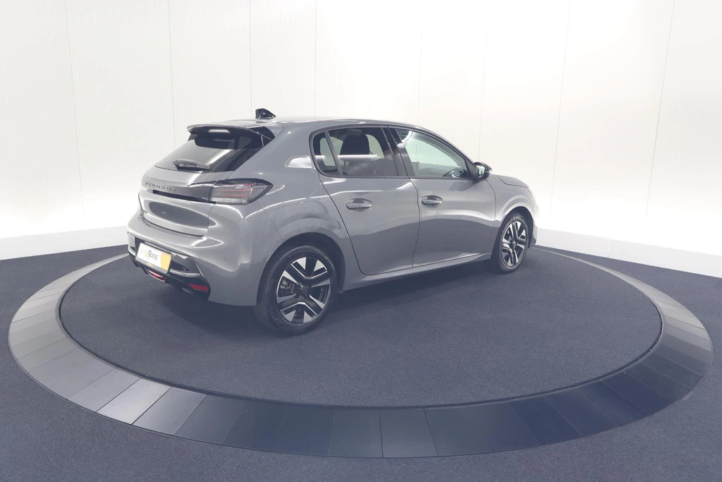 Peugeot 208 – foto 10
