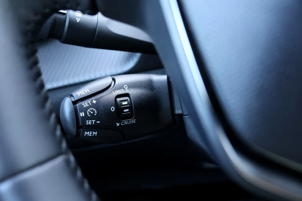 Peugeot e-2008 – foto 25