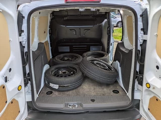 Ford Transit Connect – thumbnail 21