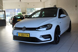 Volkswagen Golf – thumbnail 1