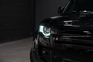 Land Rover Defender – thumbnail 6