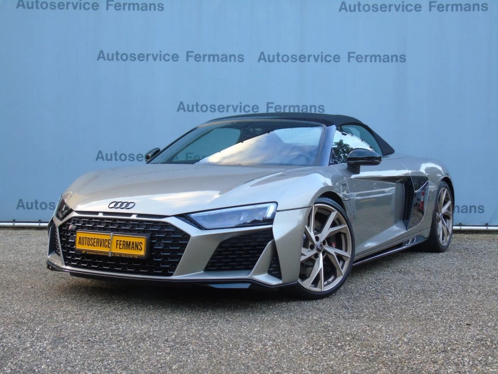 Audi R8 – foto 4