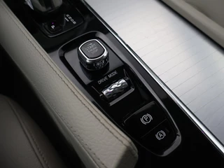 Volvo XC90 – thumbnail 68