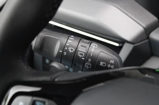 Ford Tourneo Custom – thumbnail 23