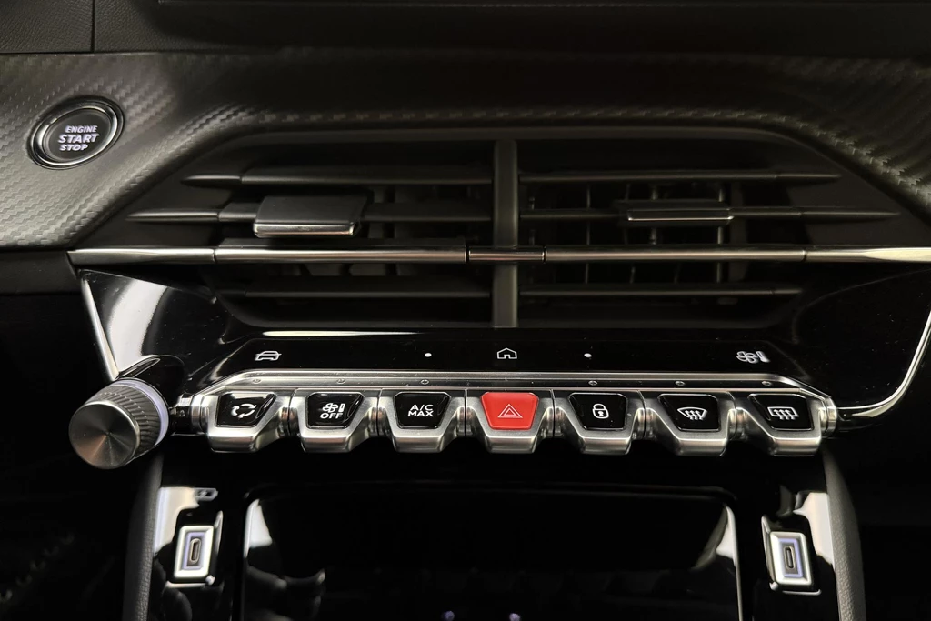 Peugeot 208 – foto 27