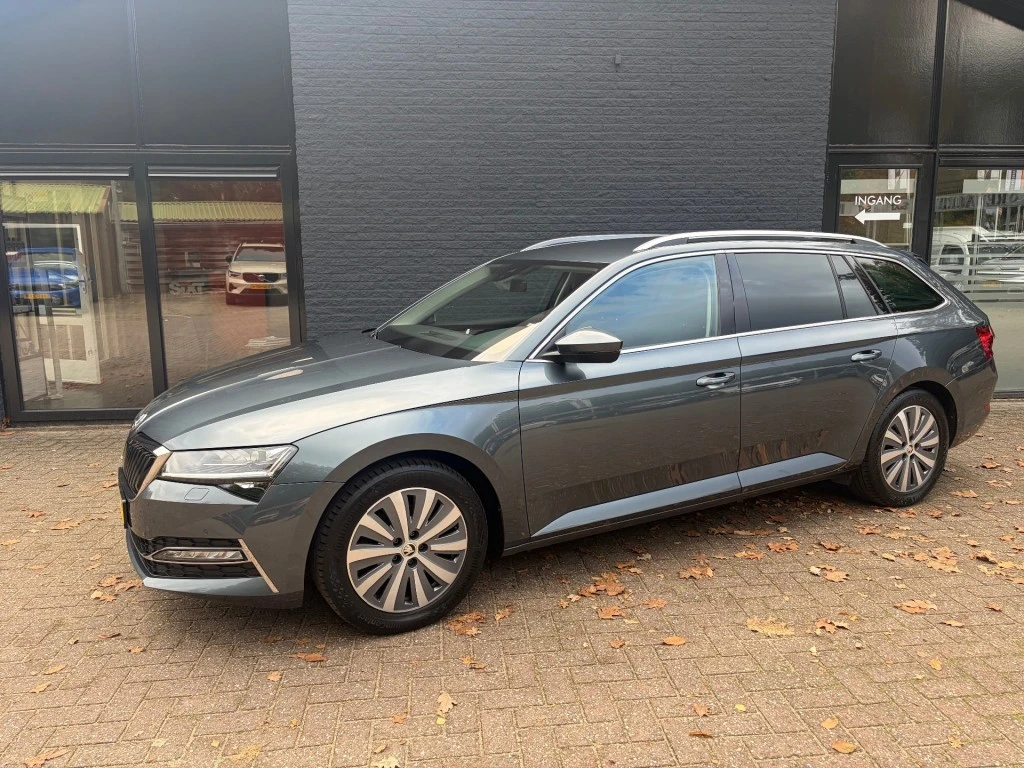 Škoda Superb – foto 2