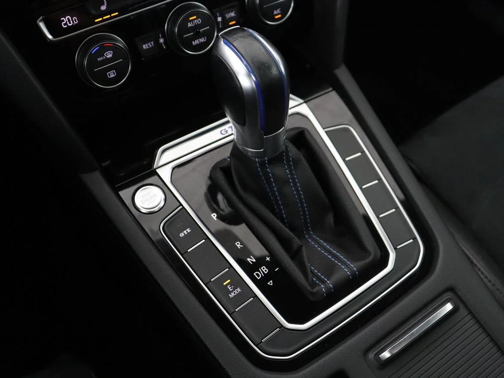 Volkswagen Passat – foto 18