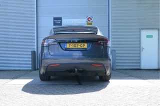 Tesla Model X – thumbnail 3