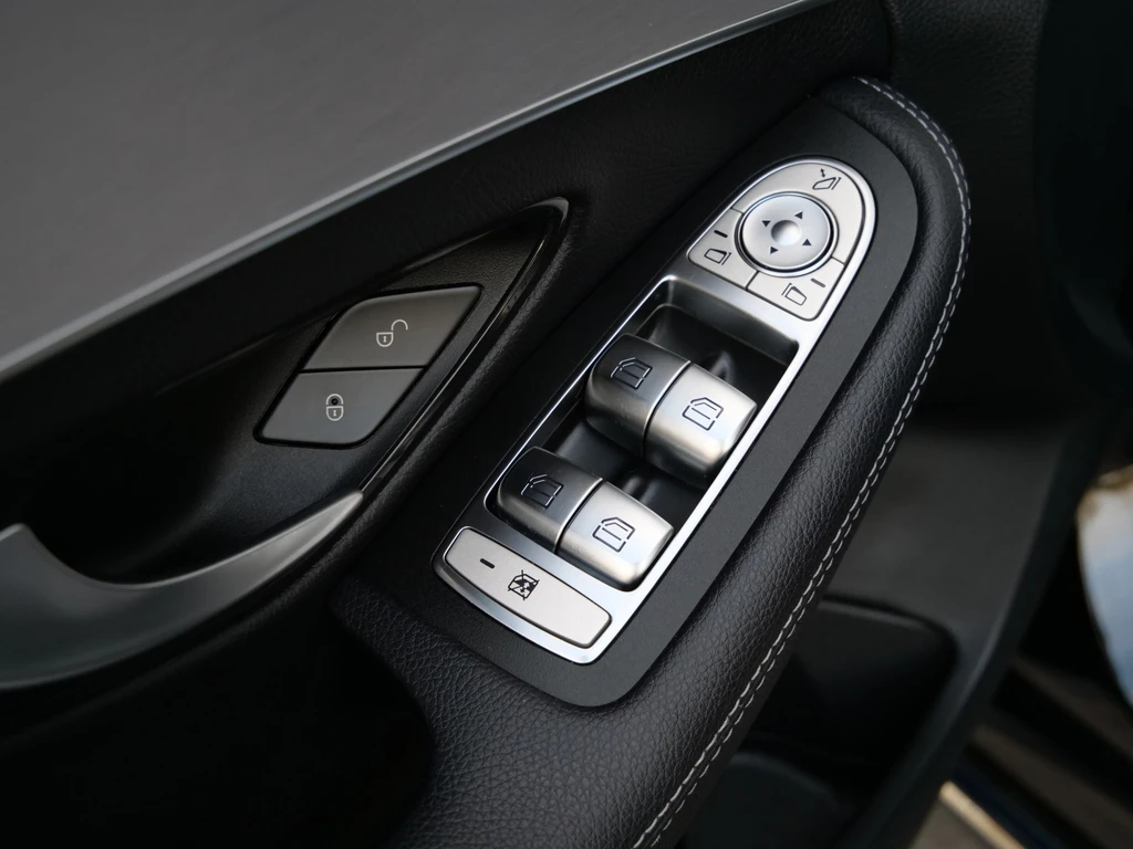 Mercedes-Benz C-Klasse – foto 29