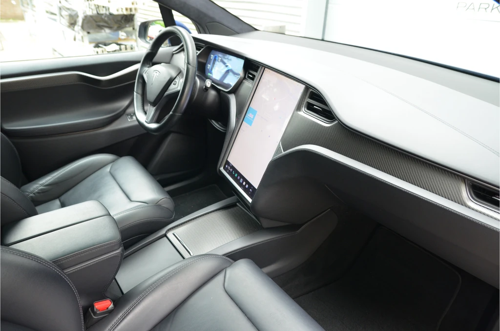 Tesla Model X – foto 13