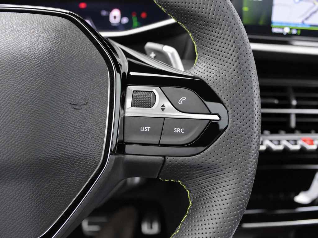 Peugeot 208 – foto 18