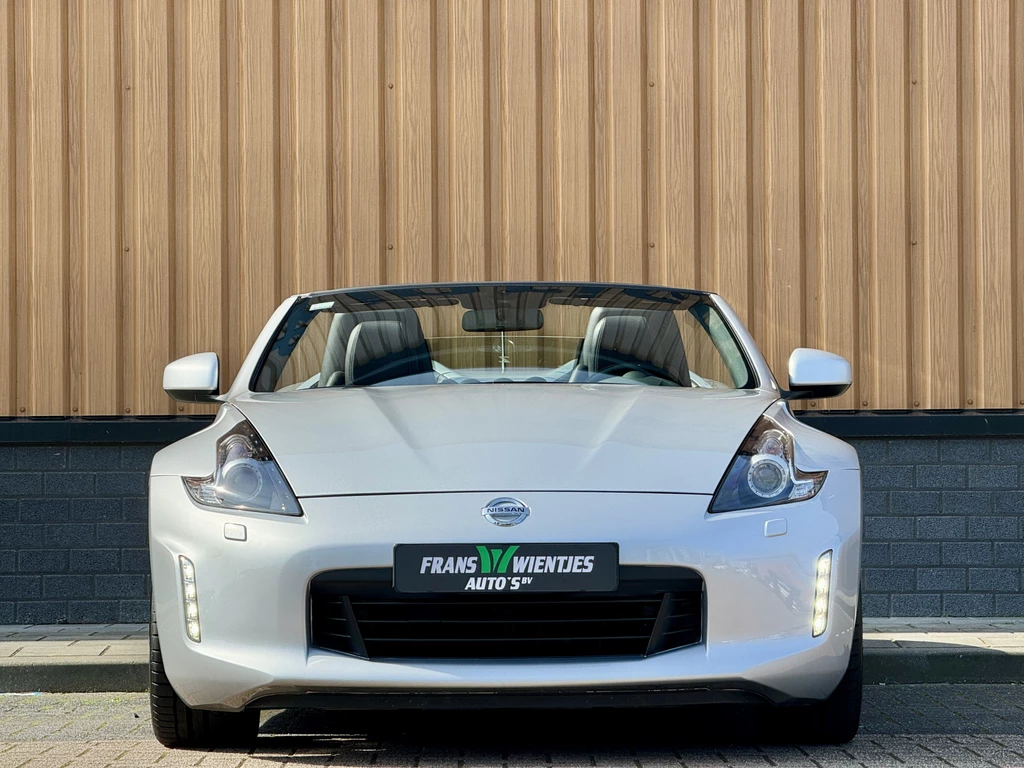Nissan 370Z – foto 10