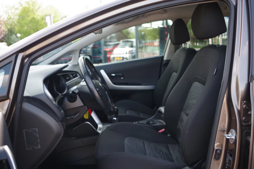 Kia cee'd – foto 14