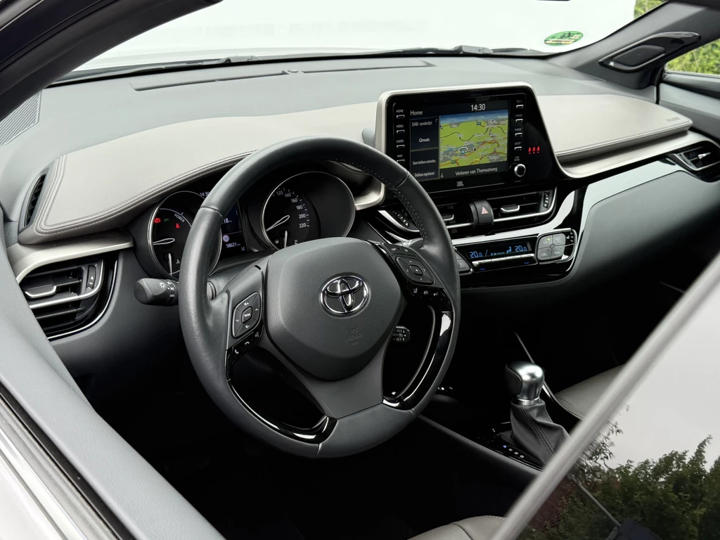 Toyota C-HR – foto 10