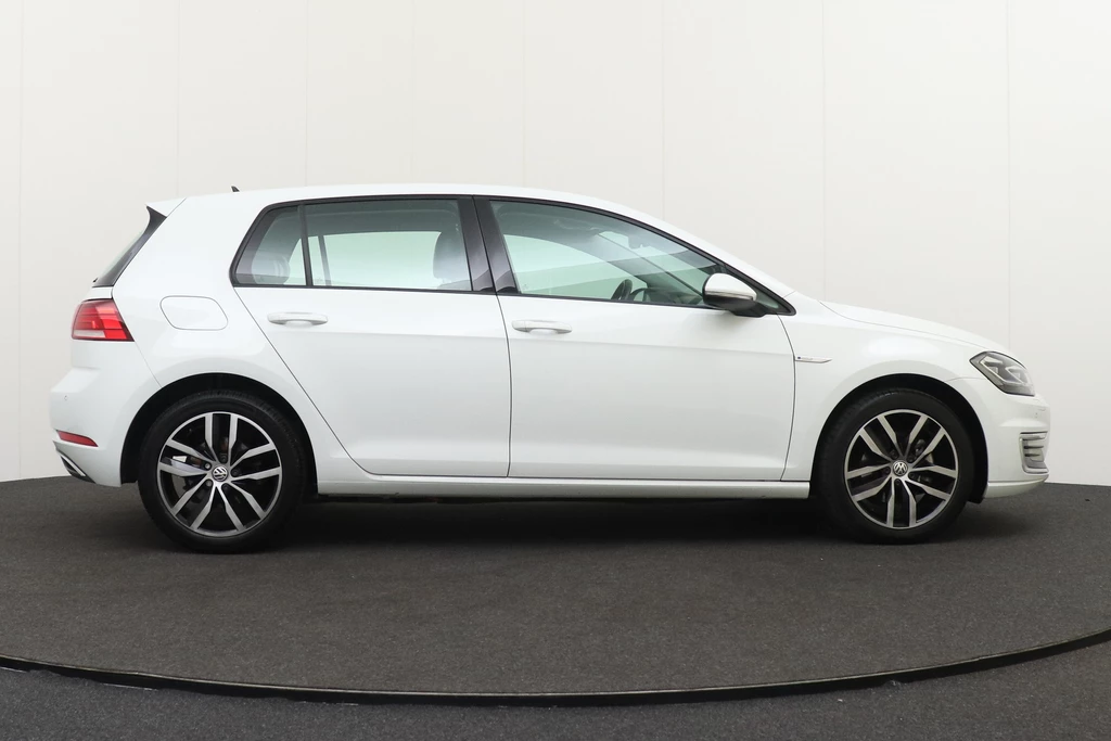 Volkswagen e-Golf – foto 5