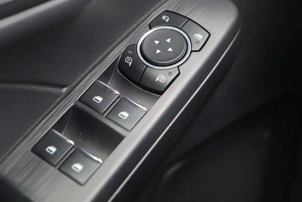 Ford Kuga – foto 32