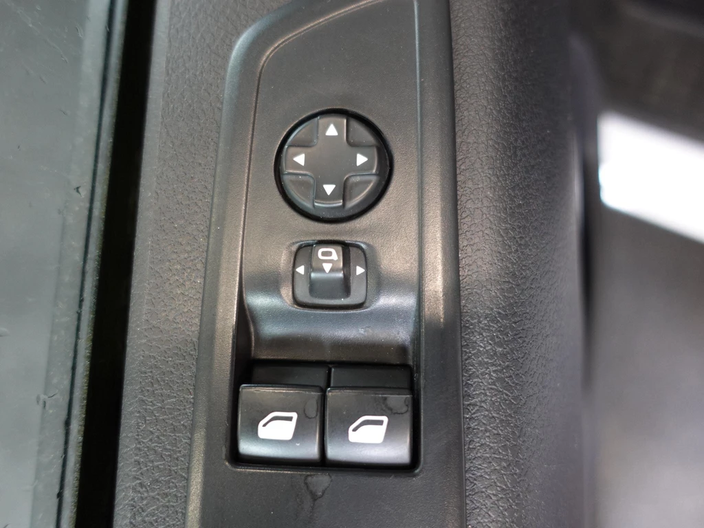 Opel Vivaro – foto 16
