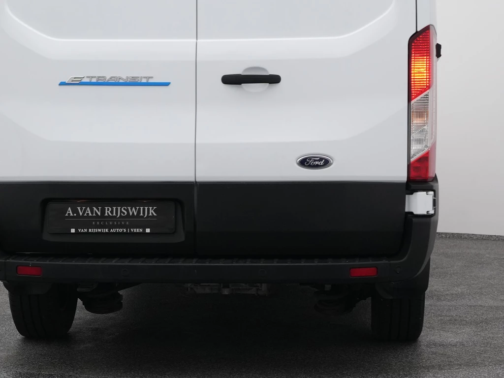 Ford E-Transit – foto 10