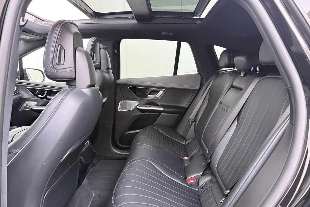 Mercedes-Benz EQE – foto 13