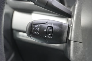Opel Vivaro – thumbnail 18