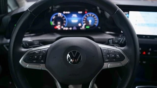 Volkswagen Golf – thumbnail 18