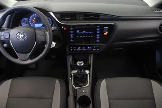 Toyota Auris – thumbnail 8