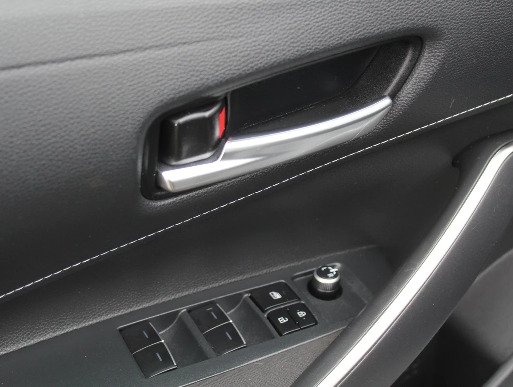 Toyota Corolla Touring Sports – foto 21