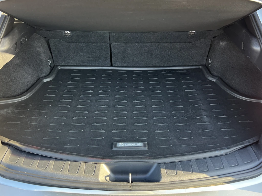 Lexus UX – foto 30
