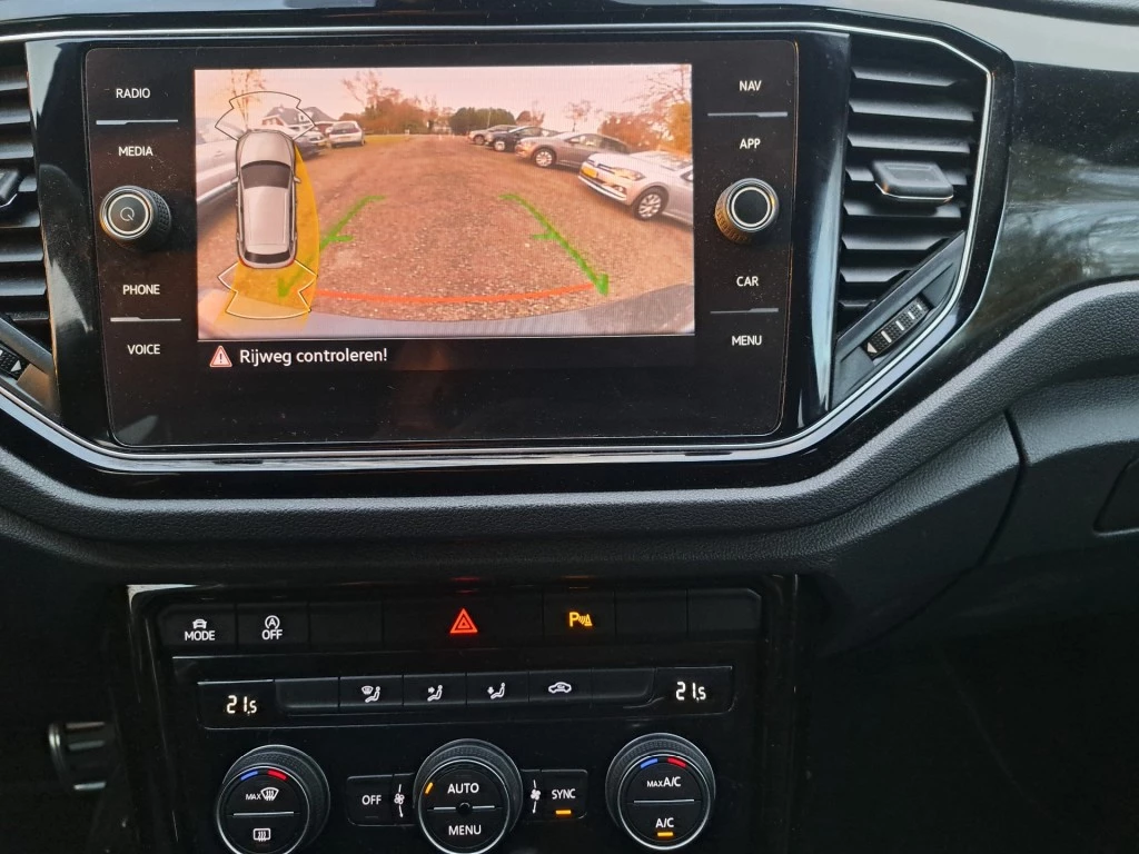 Volkswagen T-Roc – foto 7