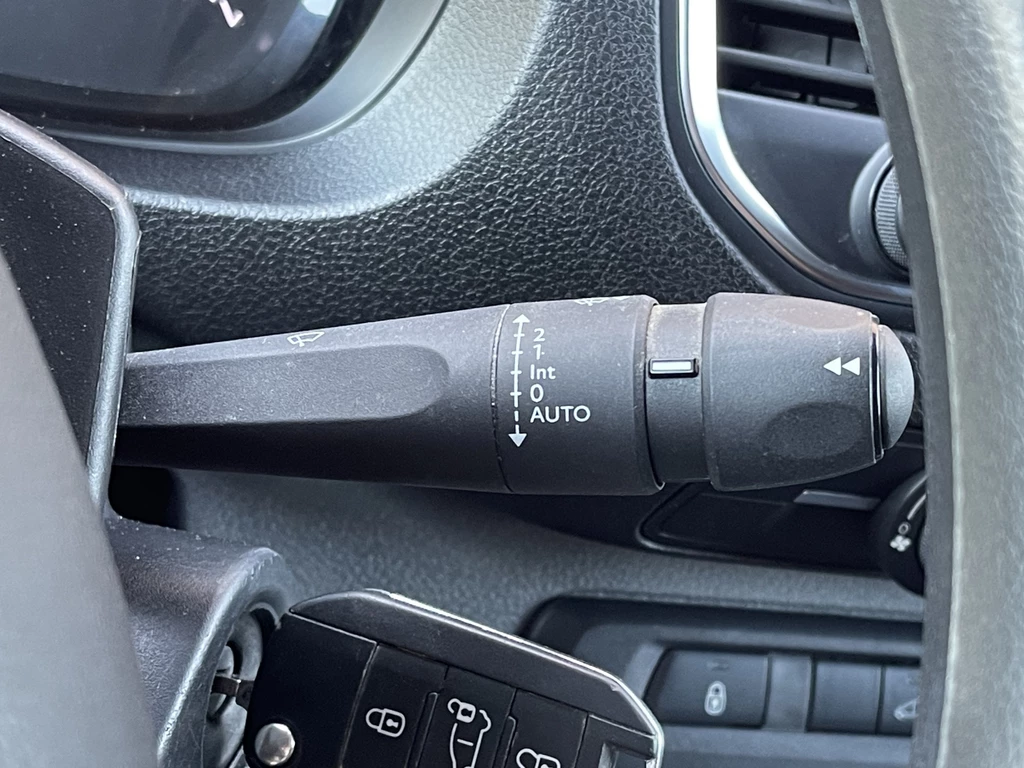 Opel Vivaro – foto 22